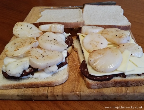 scallop toastie construction